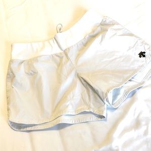 Descente Training White Shorts